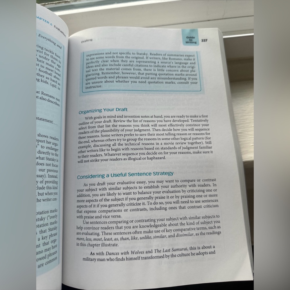 Reading Critically Writing Well - Picture 4 of 6